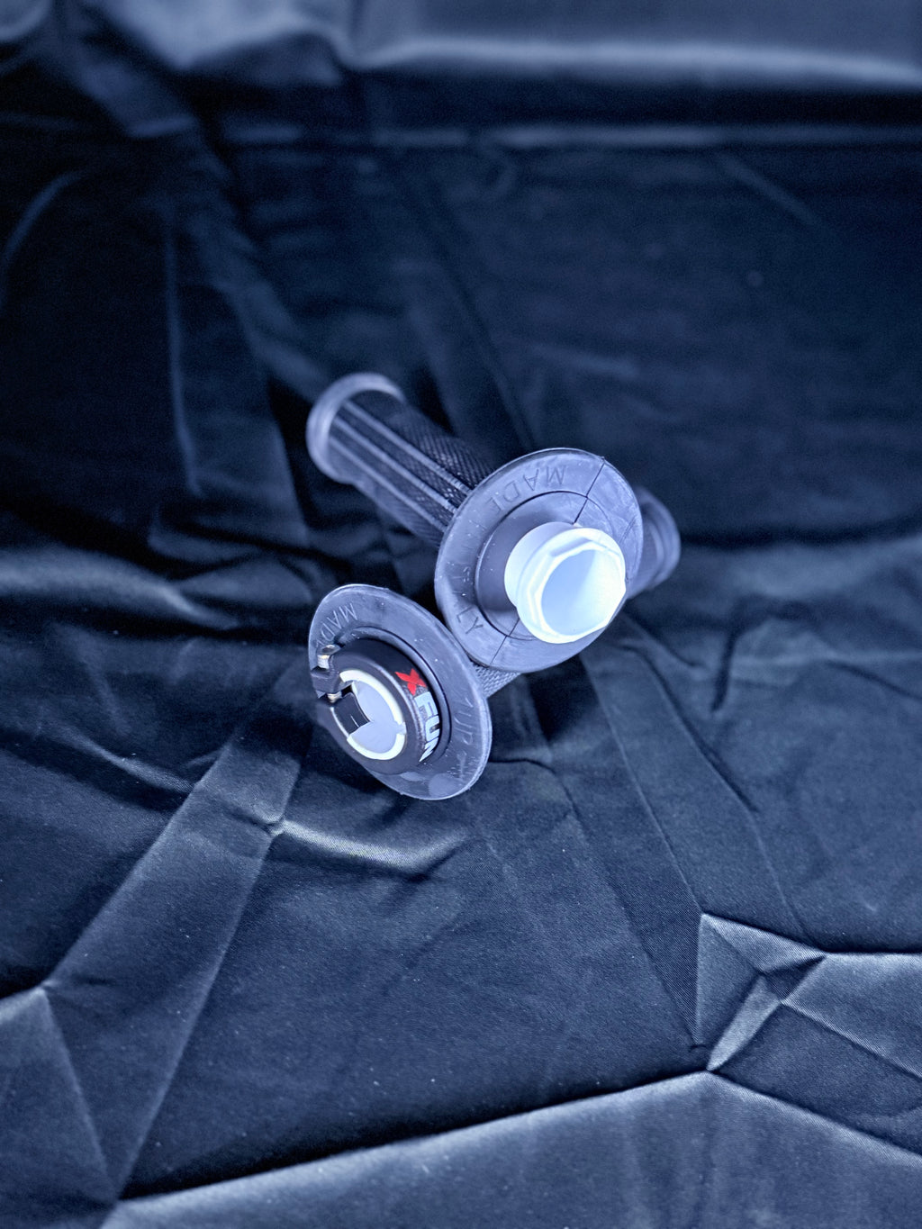 XFUN Grips