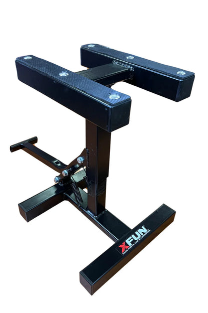 EVOLUTION MOTORCYCLE LIFT STAND