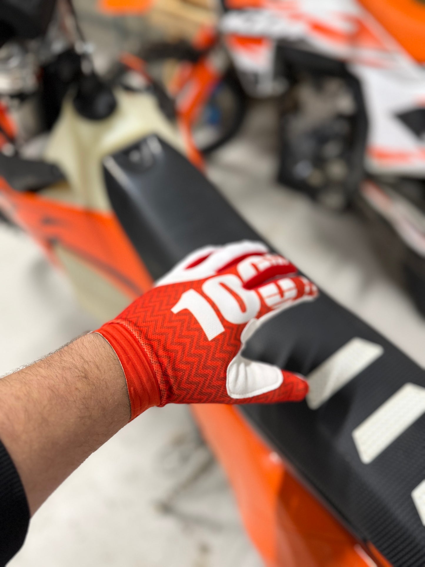 100% Cross/Downhill Handskar iTrack