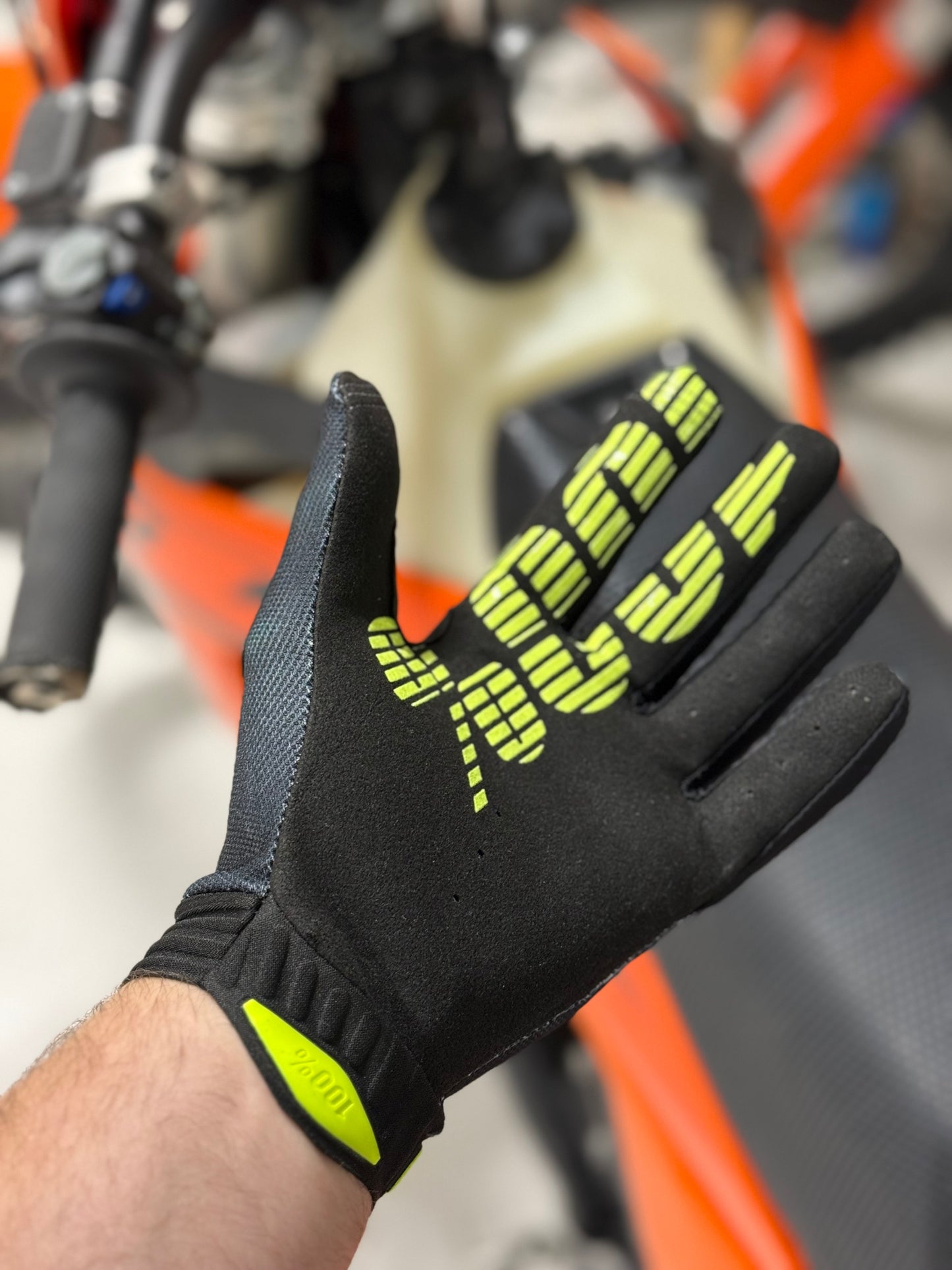 100% Cross/Downhill Handskar iTrack